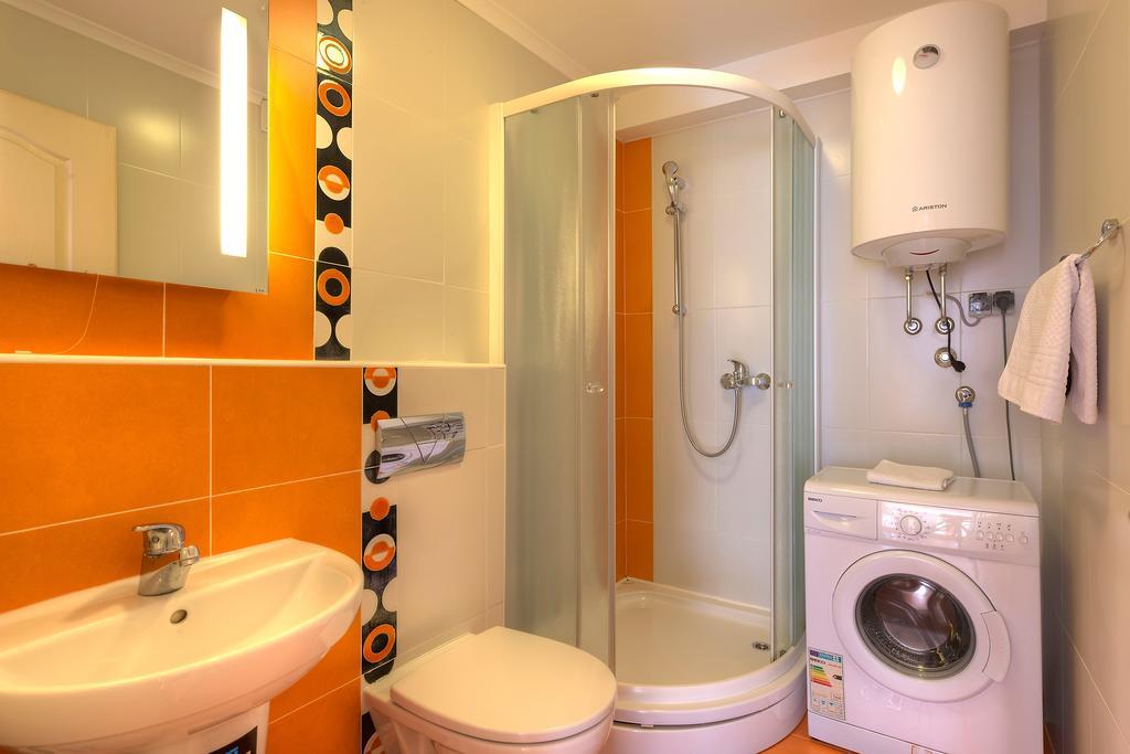 Apartments City Center Тиват Экстерьер фото